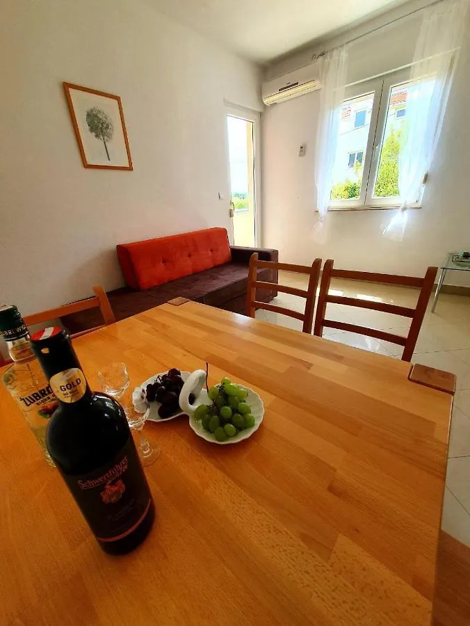 Villa Apartments Joseph Kastela 0*,  Croatia