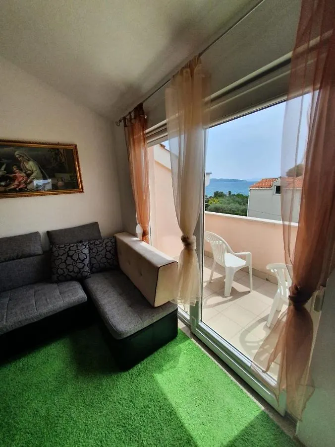 Villa Apartments Joseph Kastela