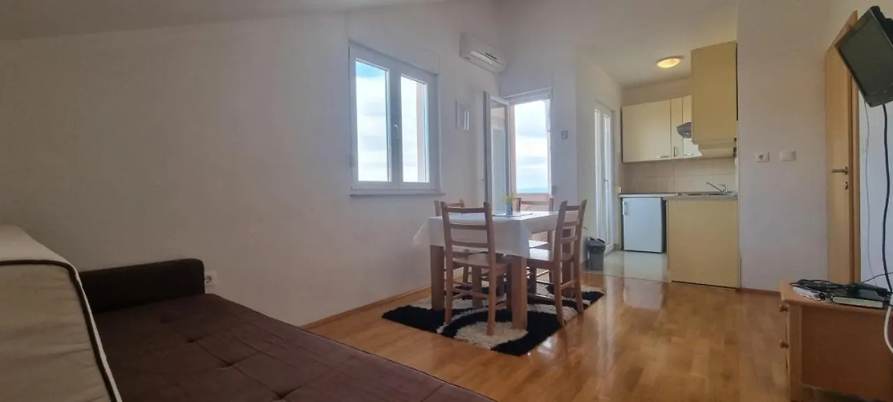 Villa Apartments Joseph Kastela